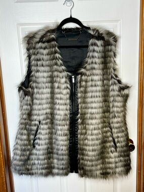 IMAN Striped Faux Fur Vest Size 2X